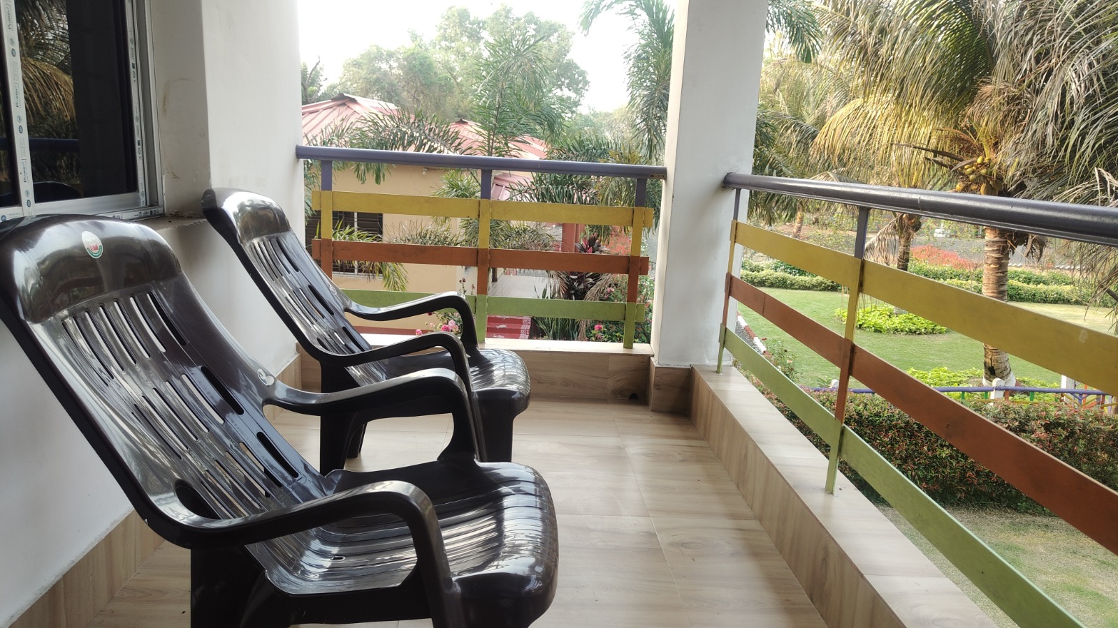 balcony